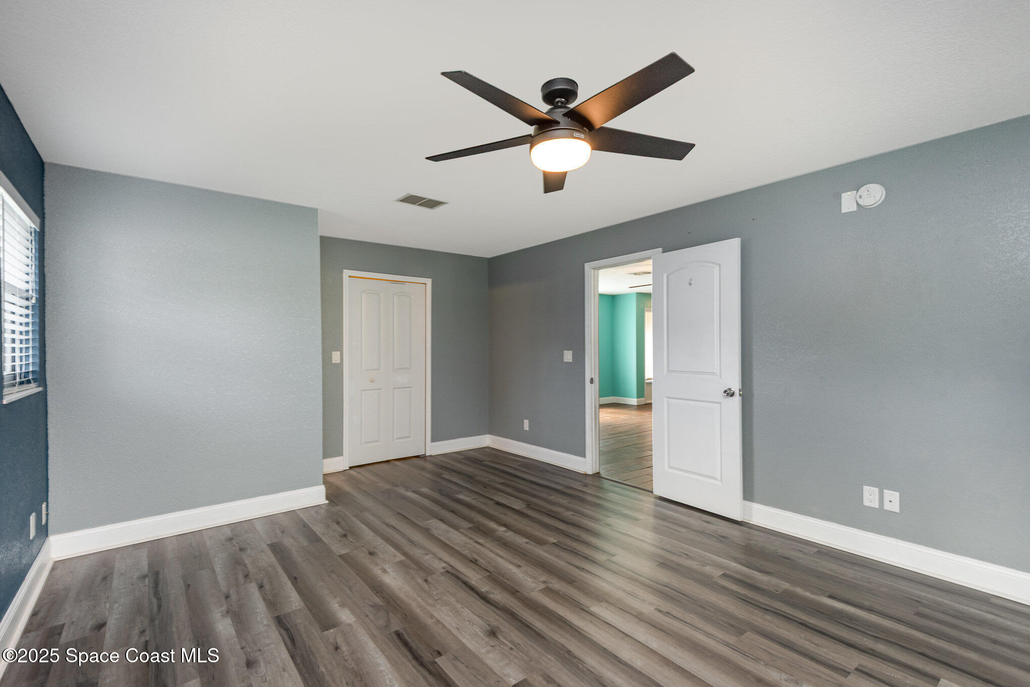4230 Grovewood Lane