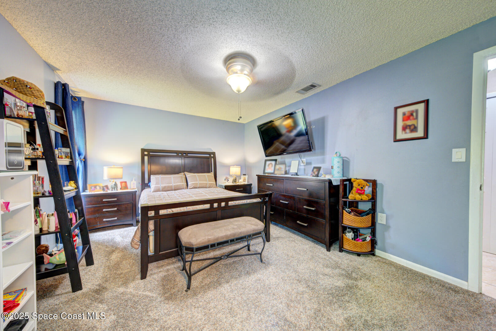 5370 Holden Road