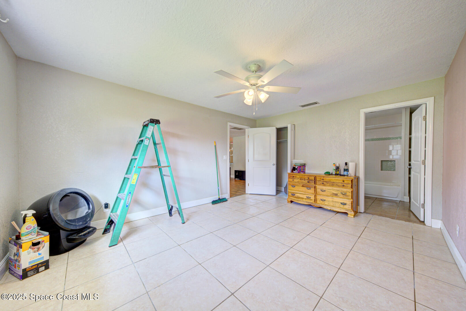 7 Fairglen Drive
