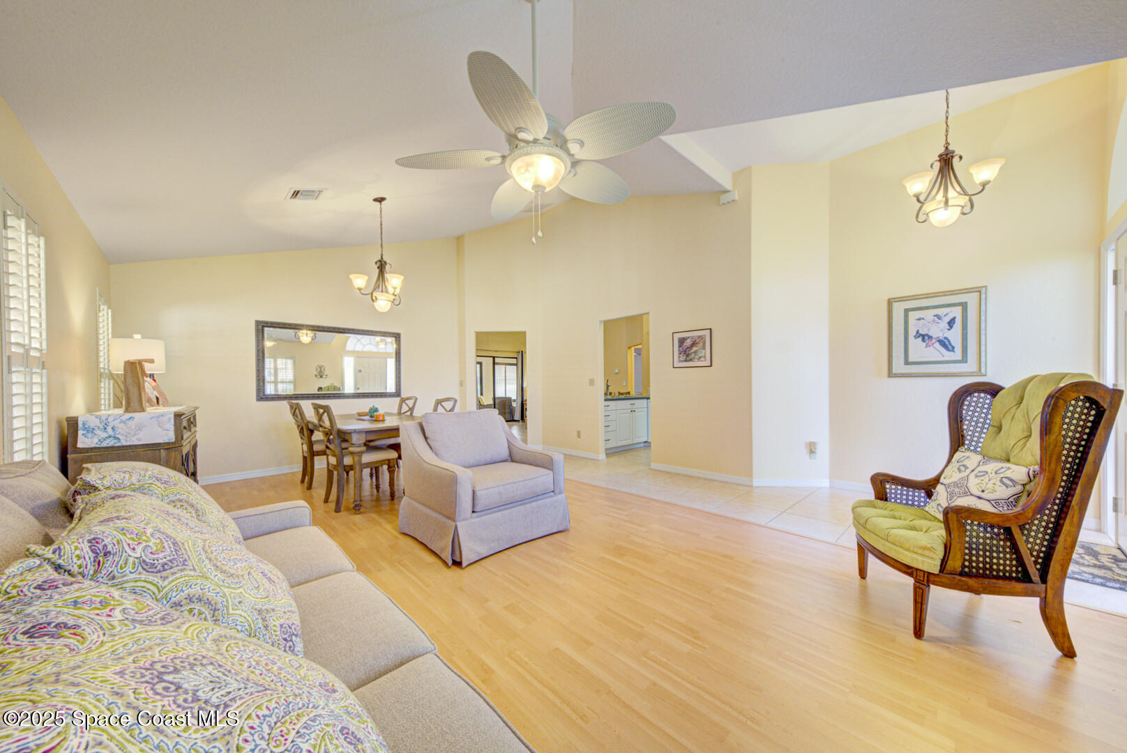 1845 James Circle