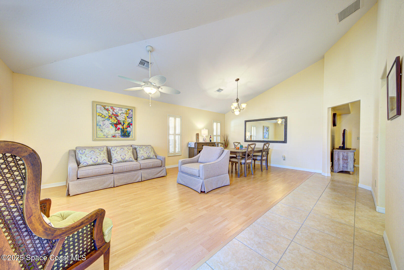1845 James Circle