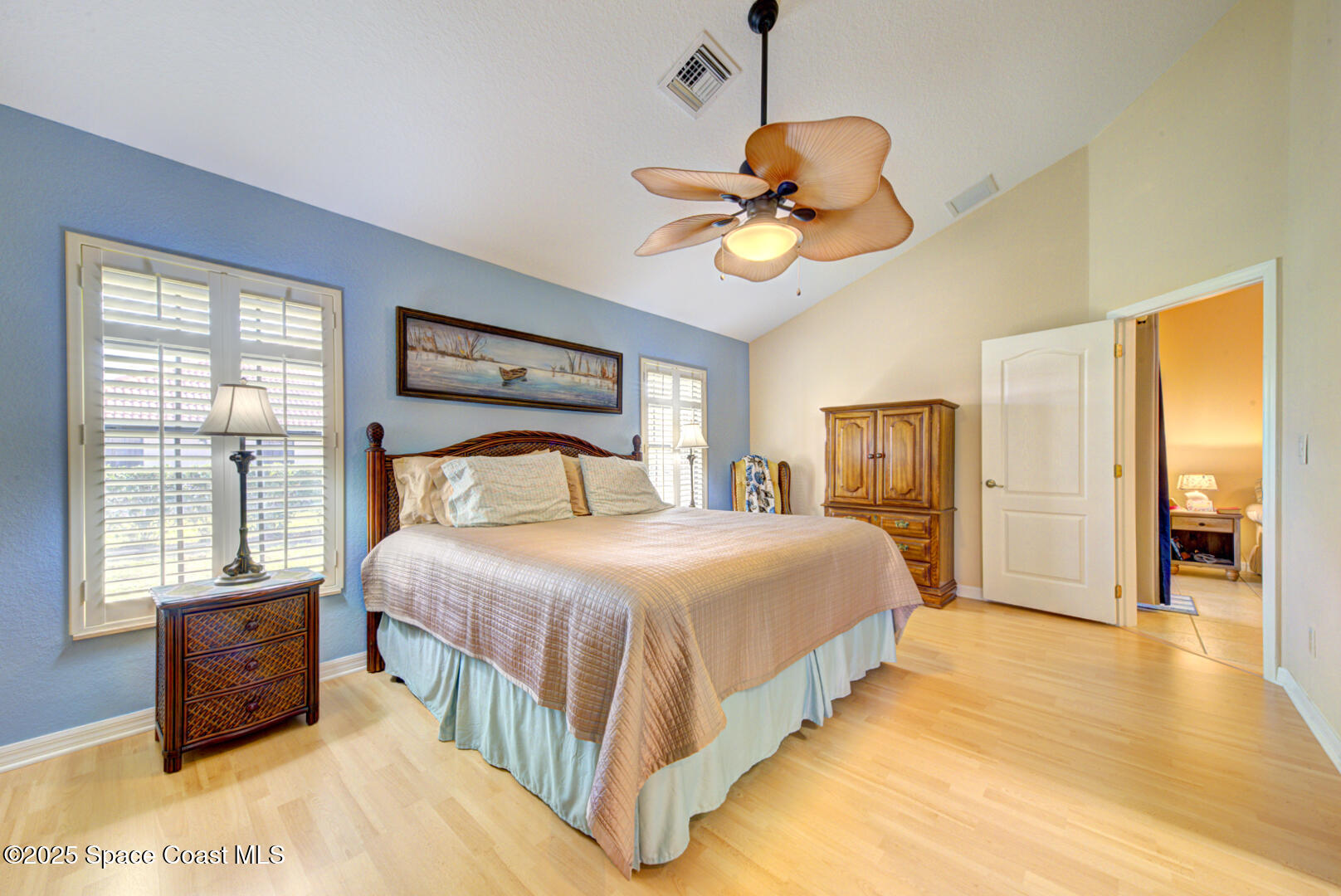 1845 James Circle