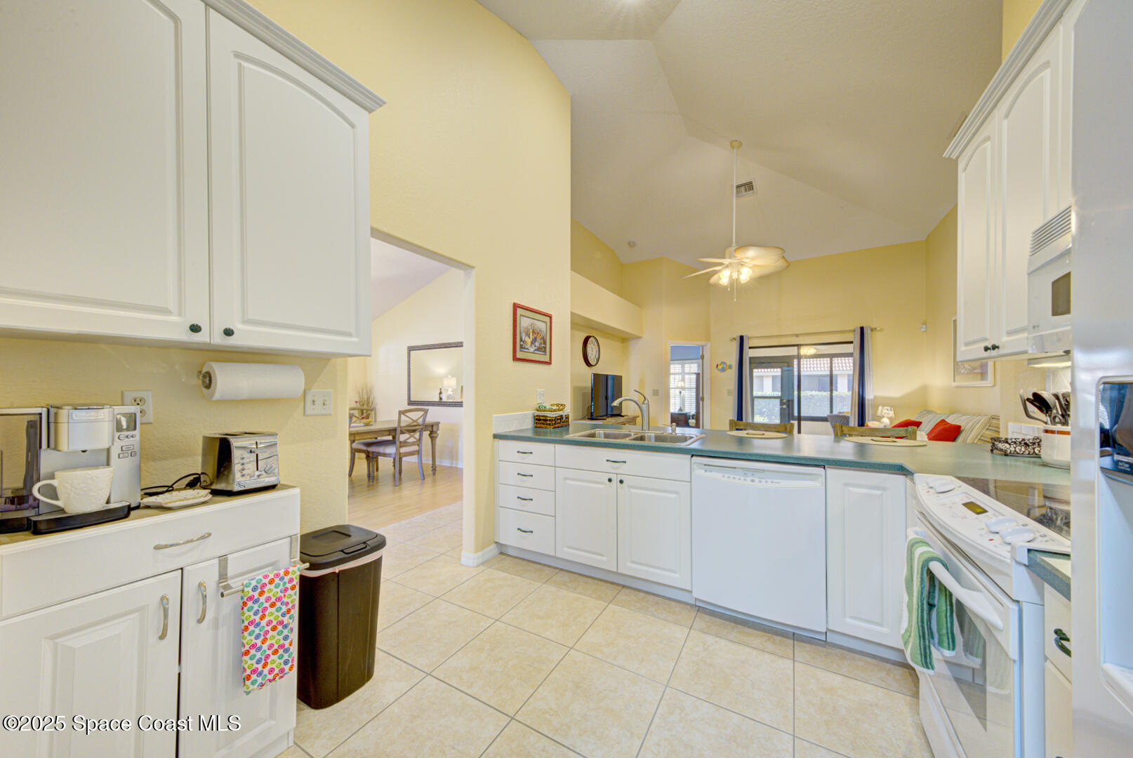 1845 James Circle