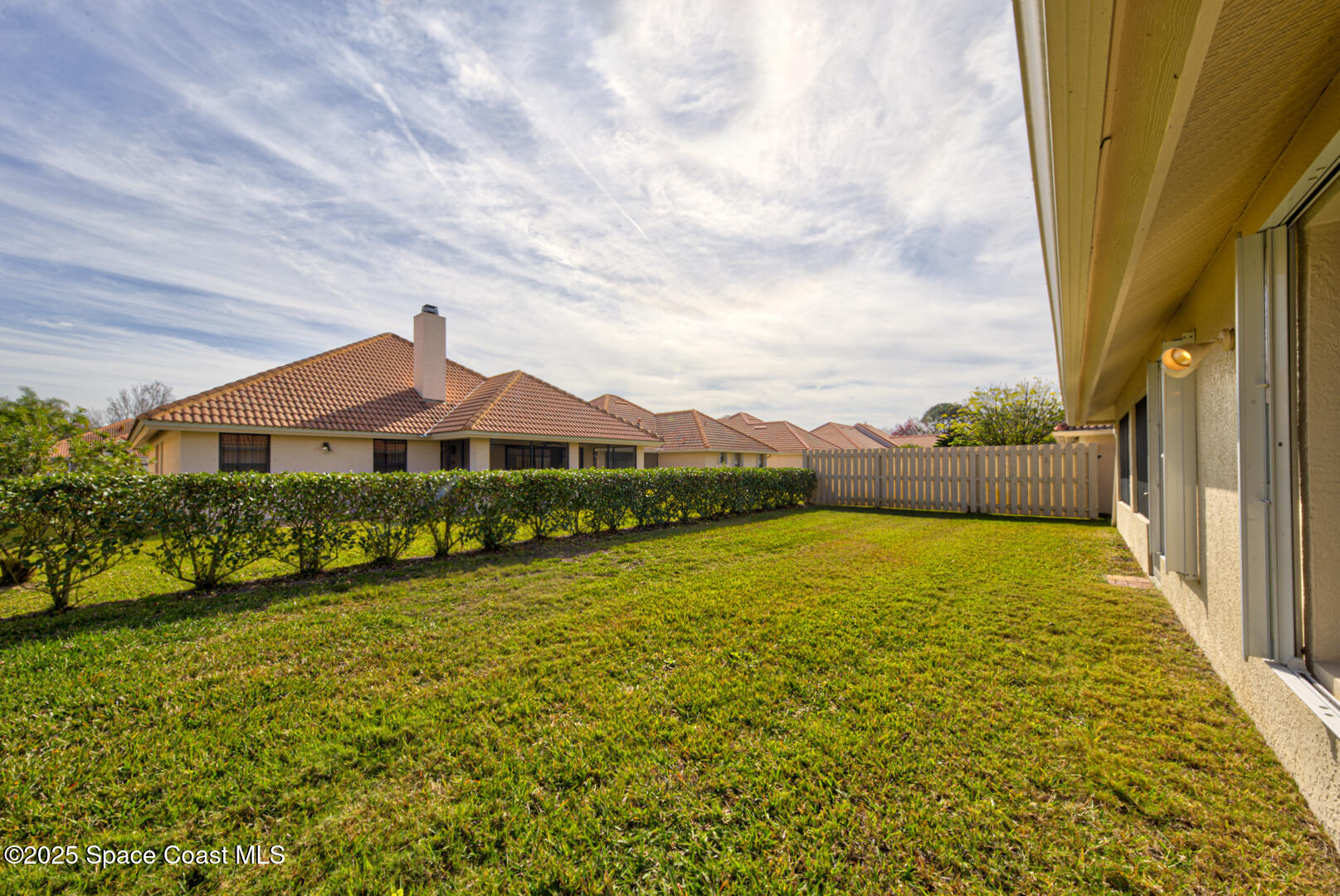 1845 James Circle