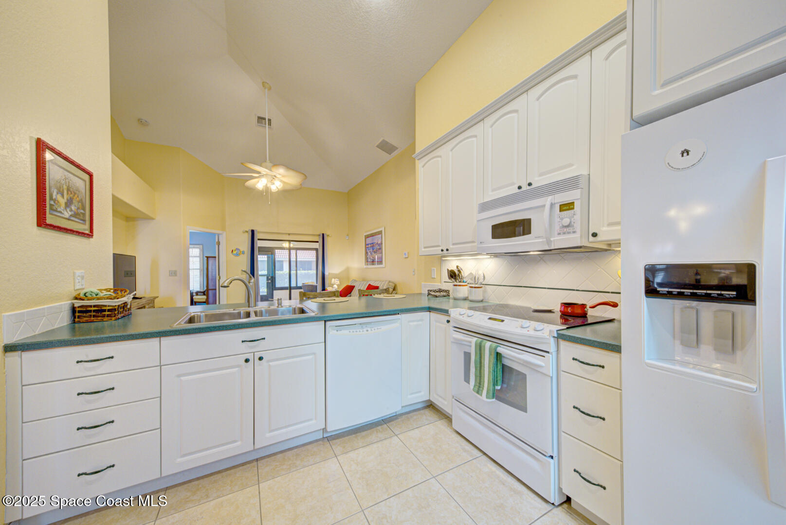 1845 James Circle