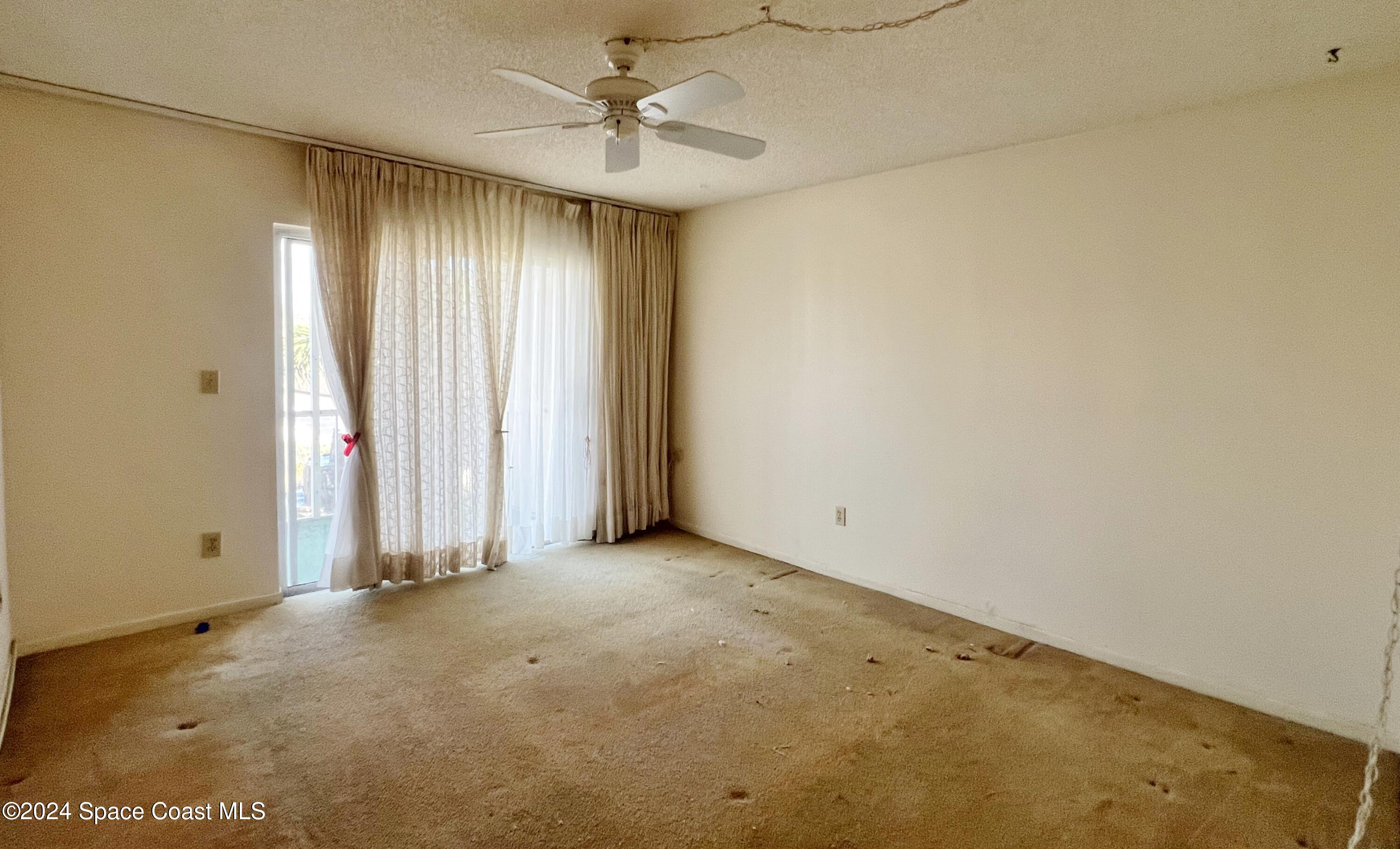2135 N Courtenay Parkway 202