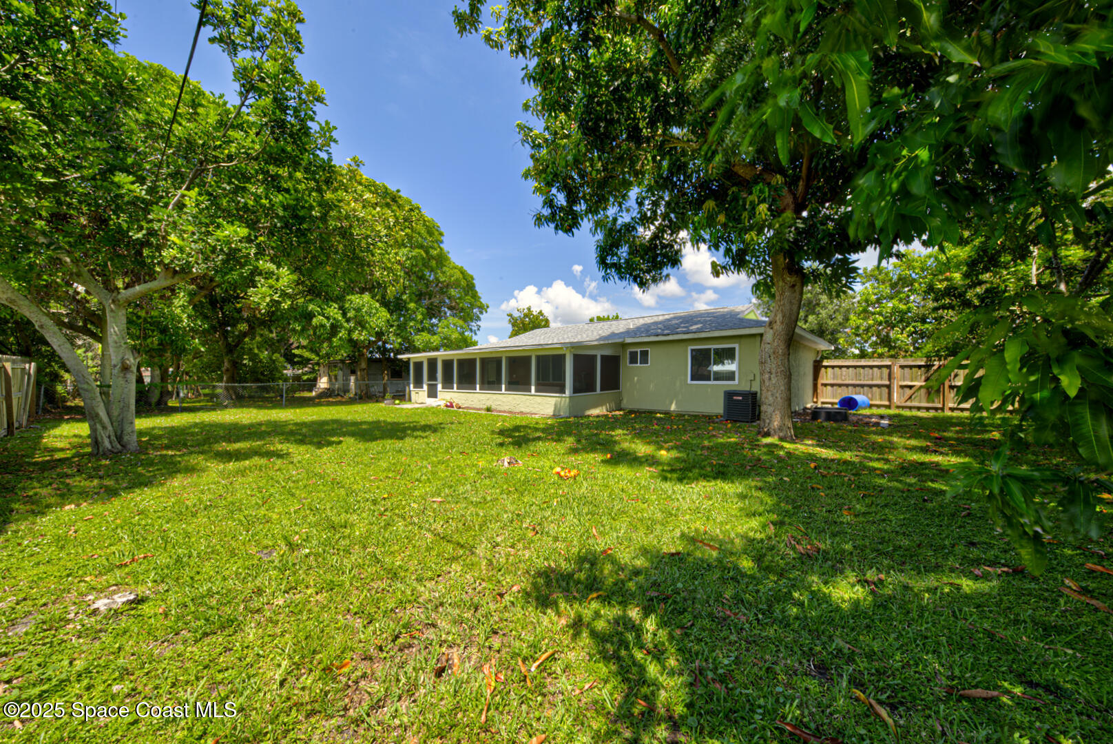 170 Osceola Avenue