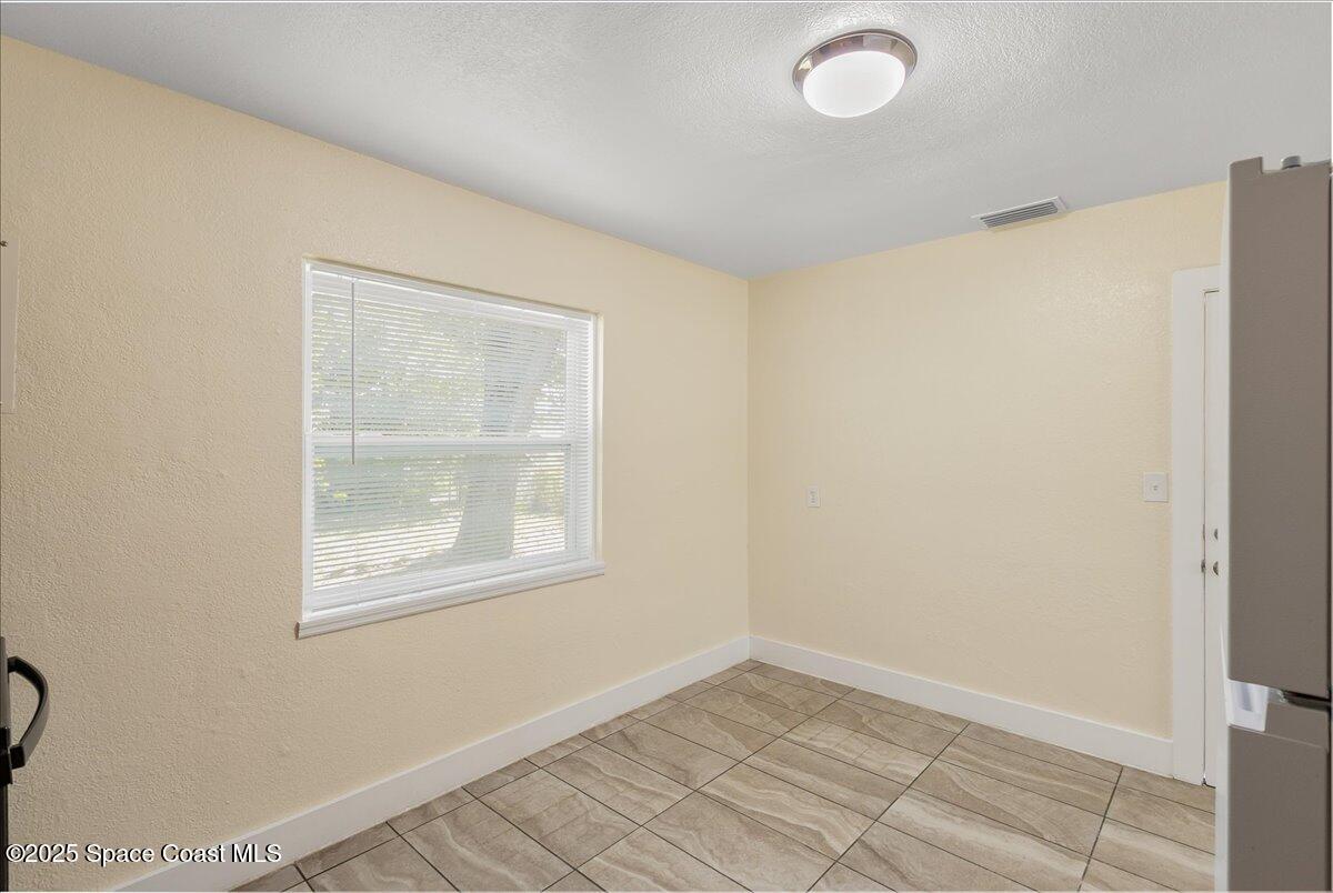 1049 Bellefonte Avenue
