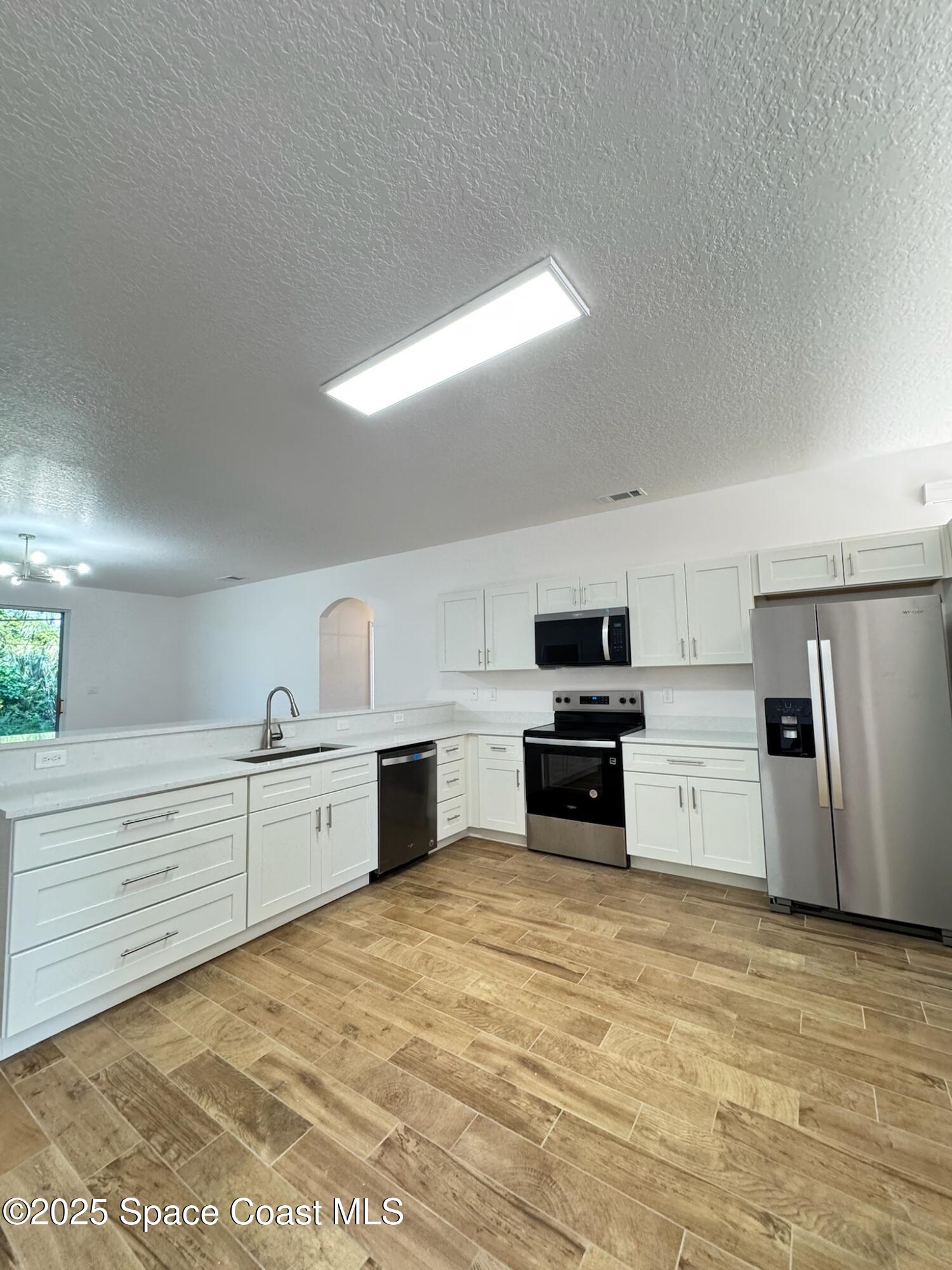 1160 Begonia Road