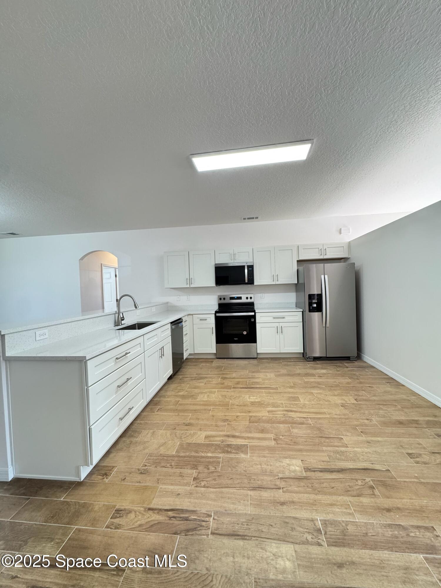 1160 Begonia Road