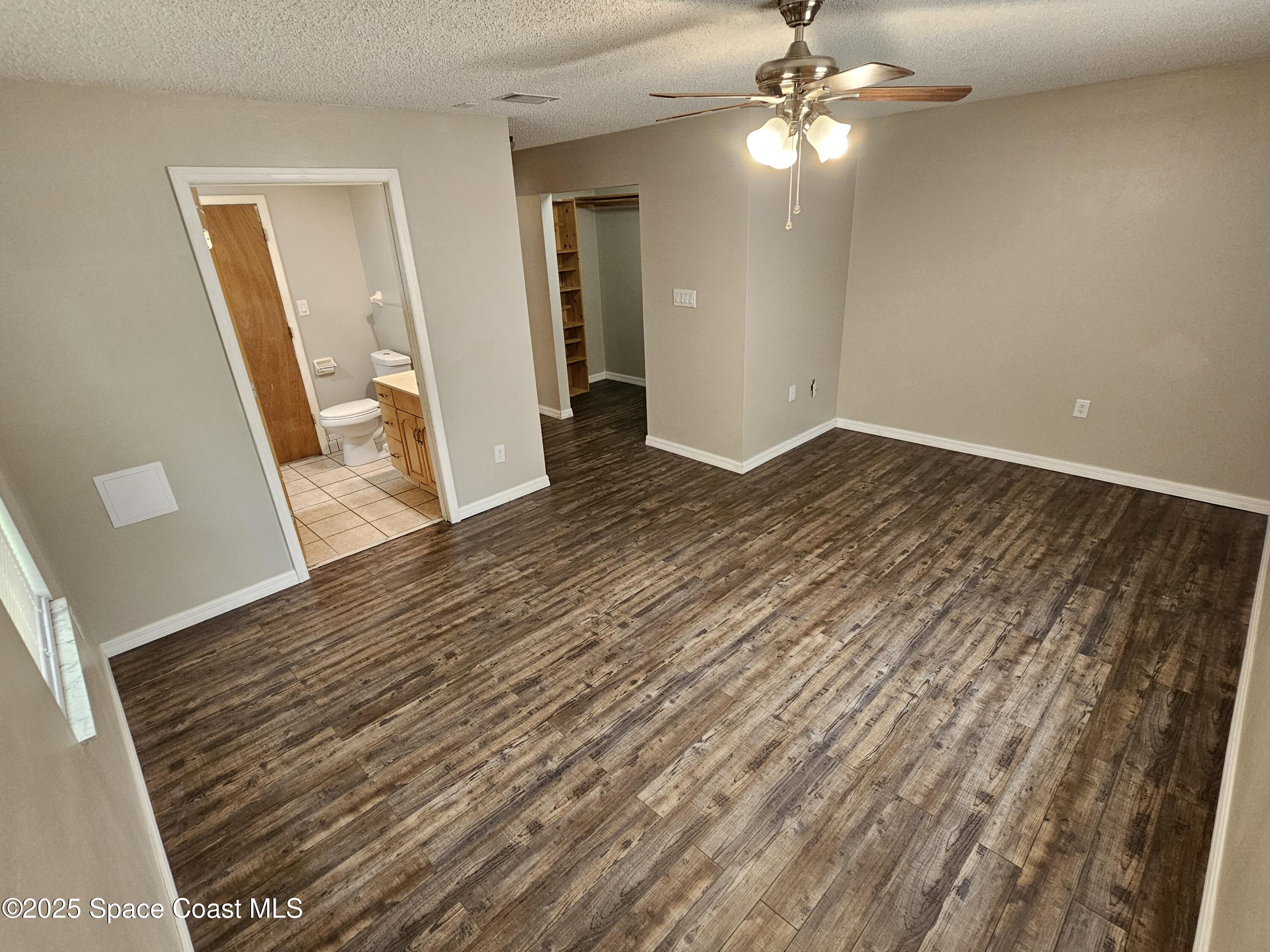 3876 Short Street