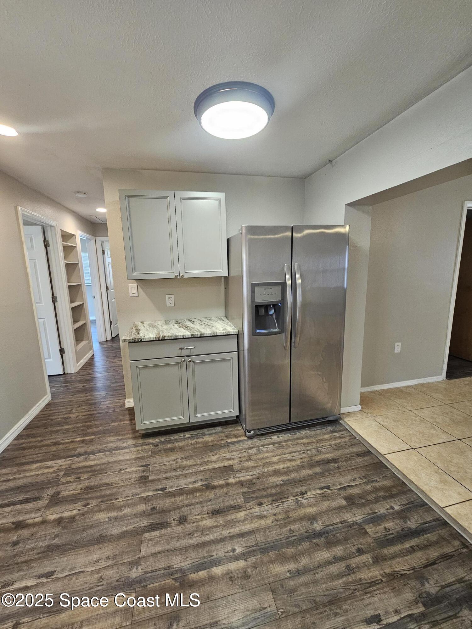 3876 Short Street