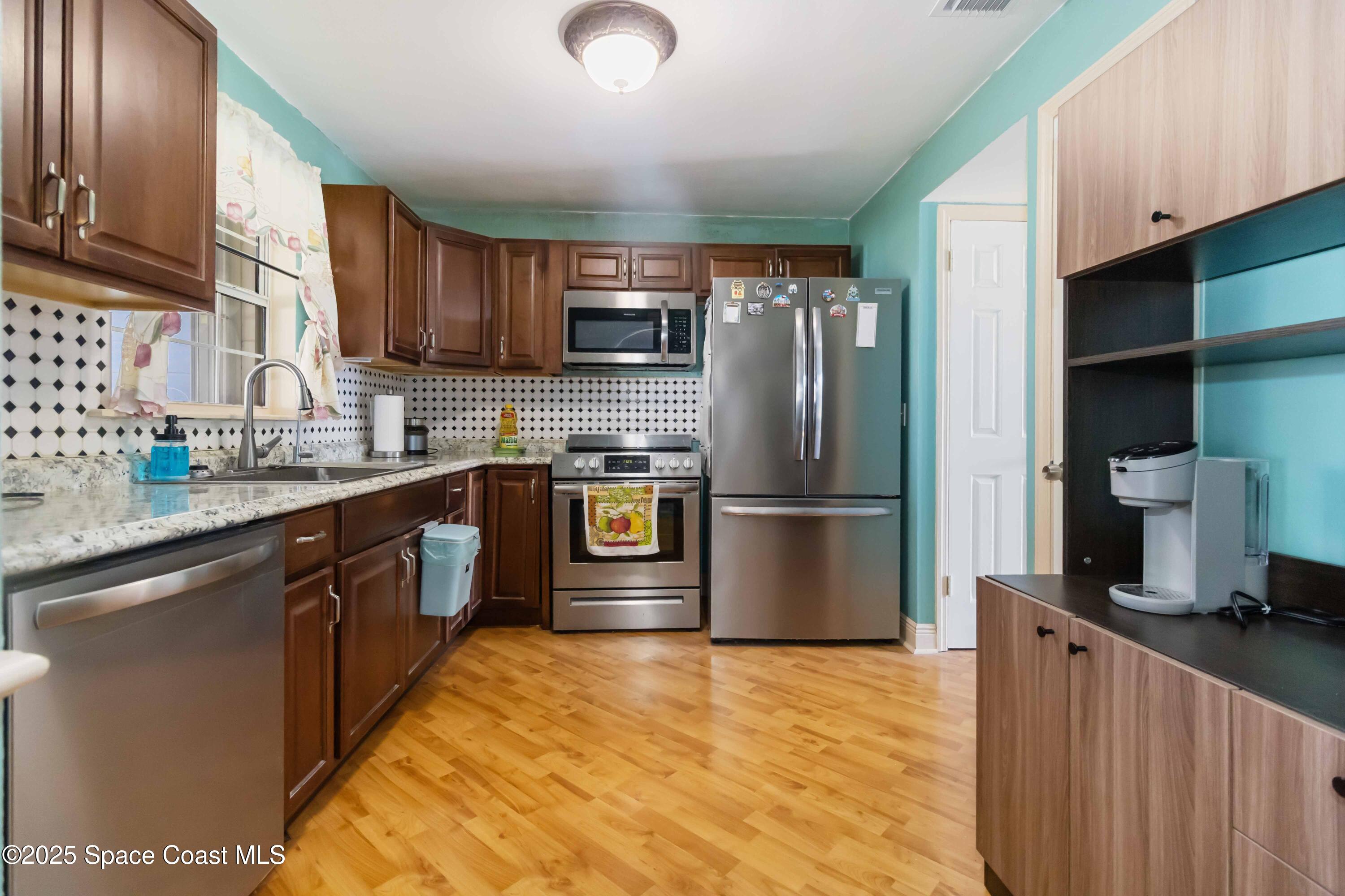 1500 Thoreau Street