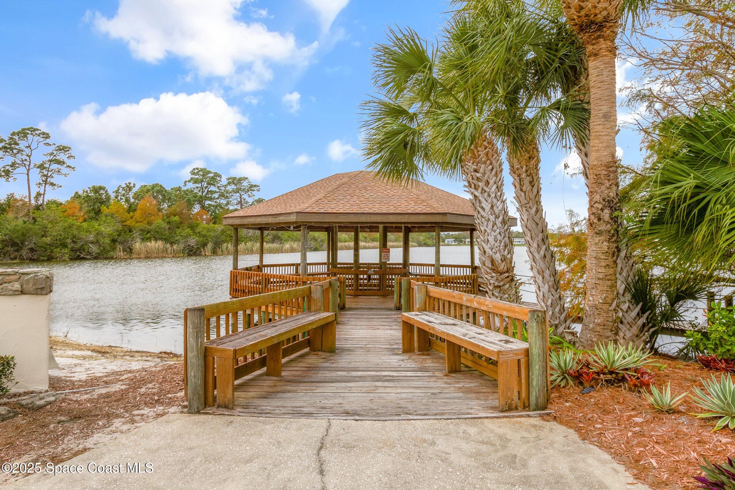 104 Woodsmill Boulevard 20