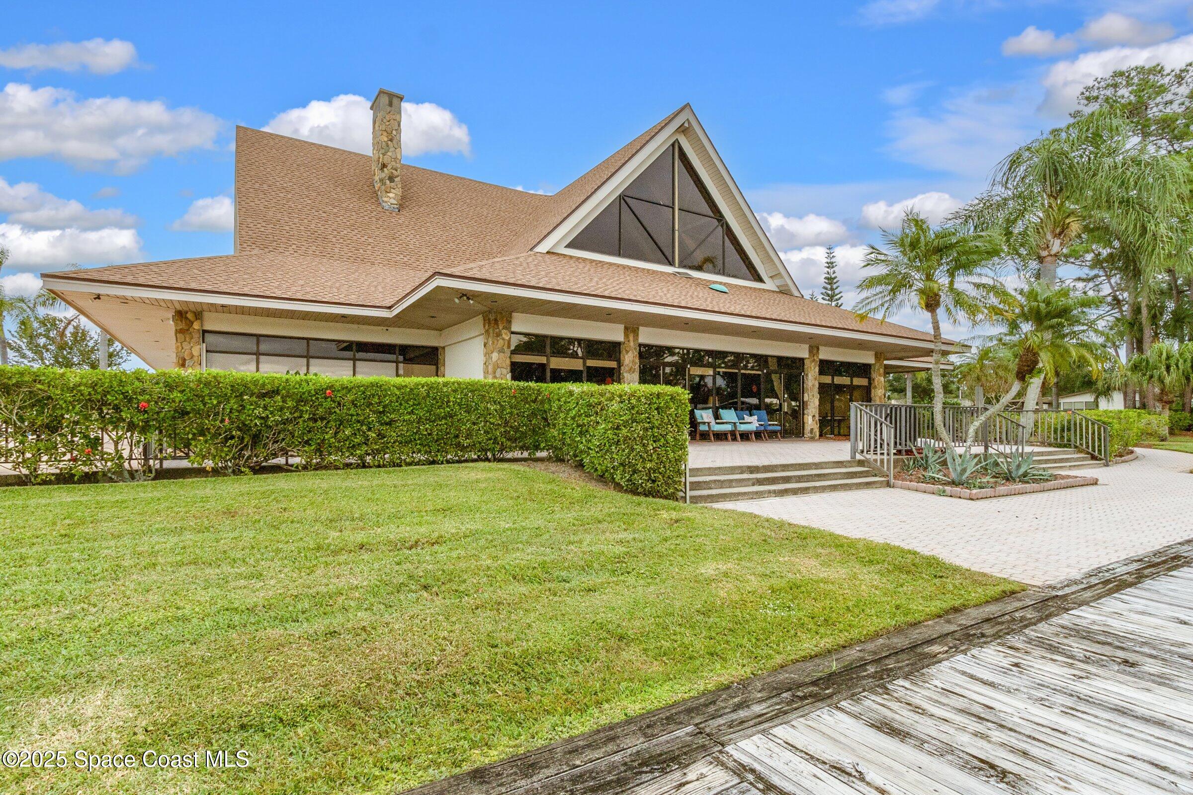 104 Woodsmill Boulevard 20