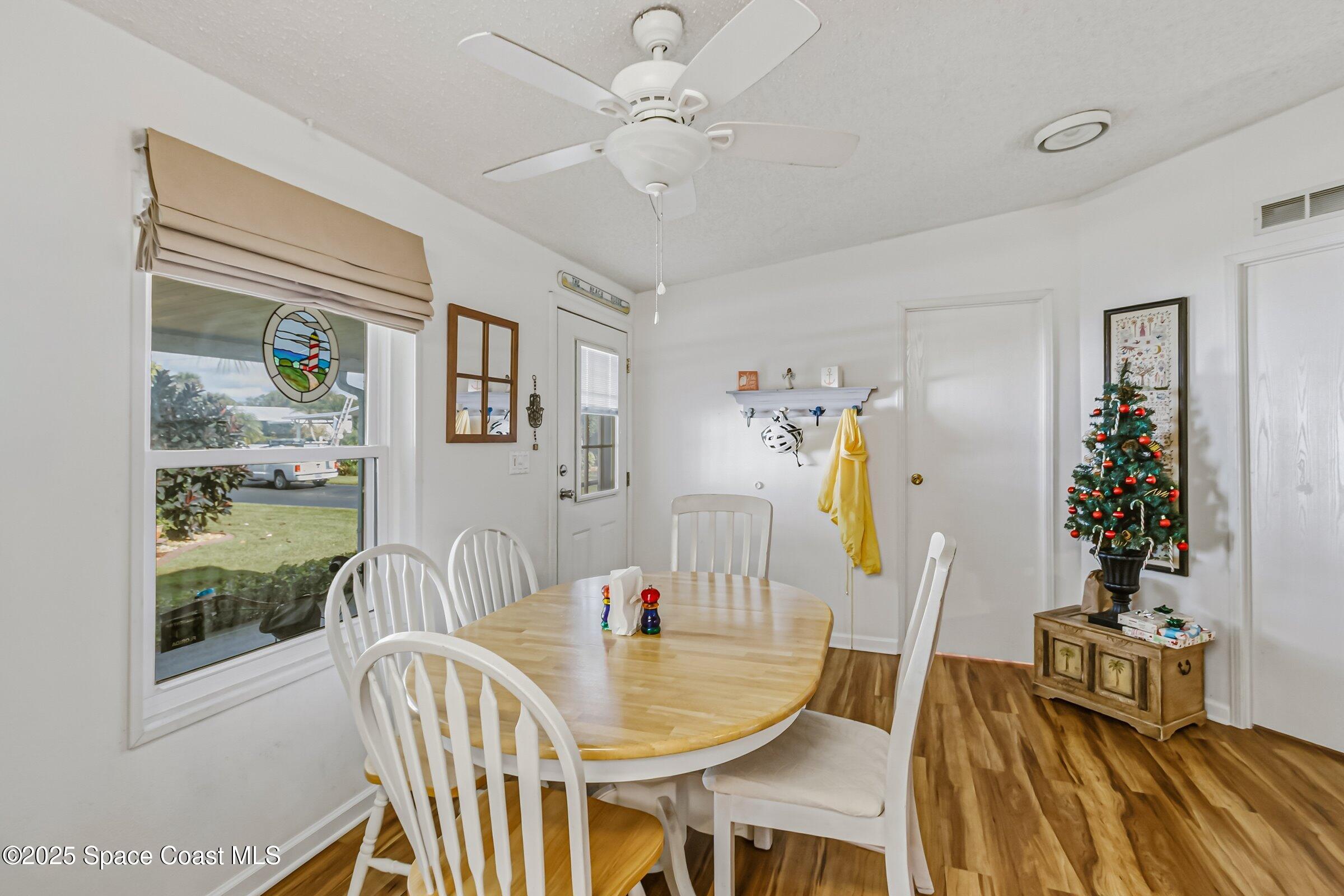 104 Woodsmill Boulevard 20
