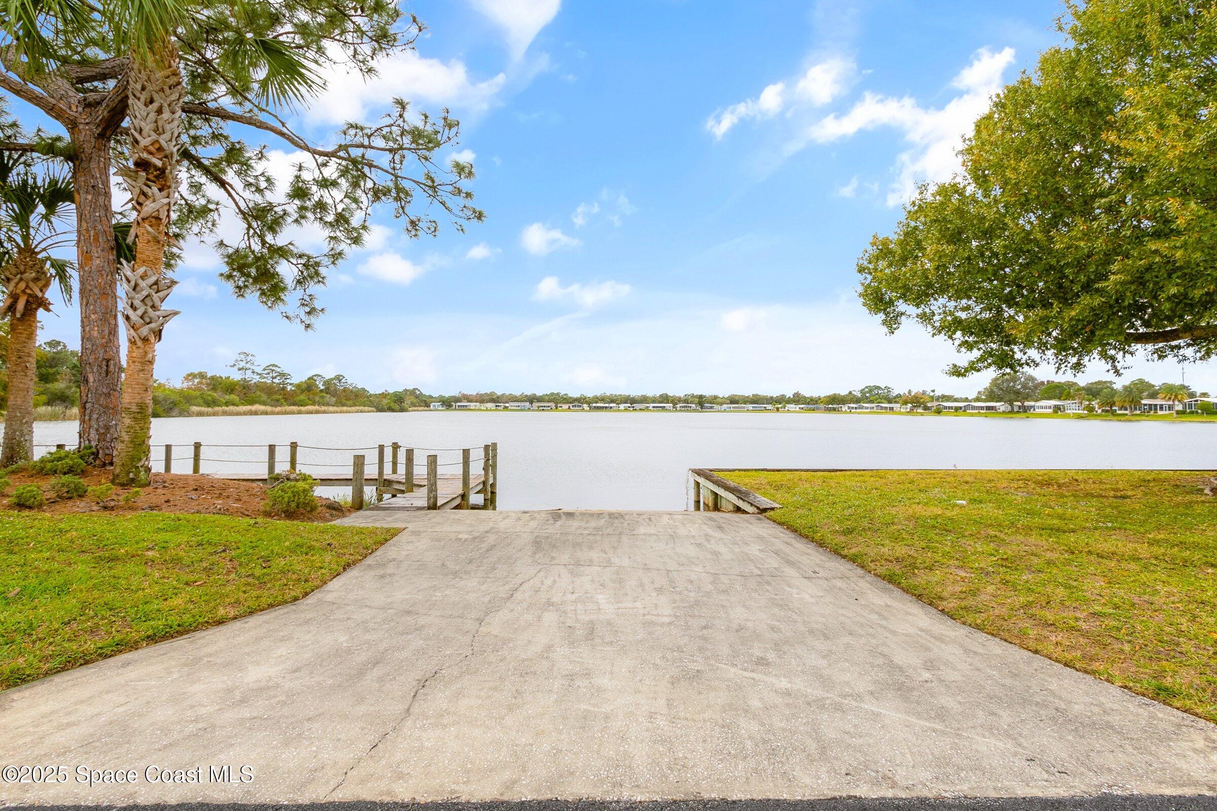 104 Woodsmill Boulevard 20