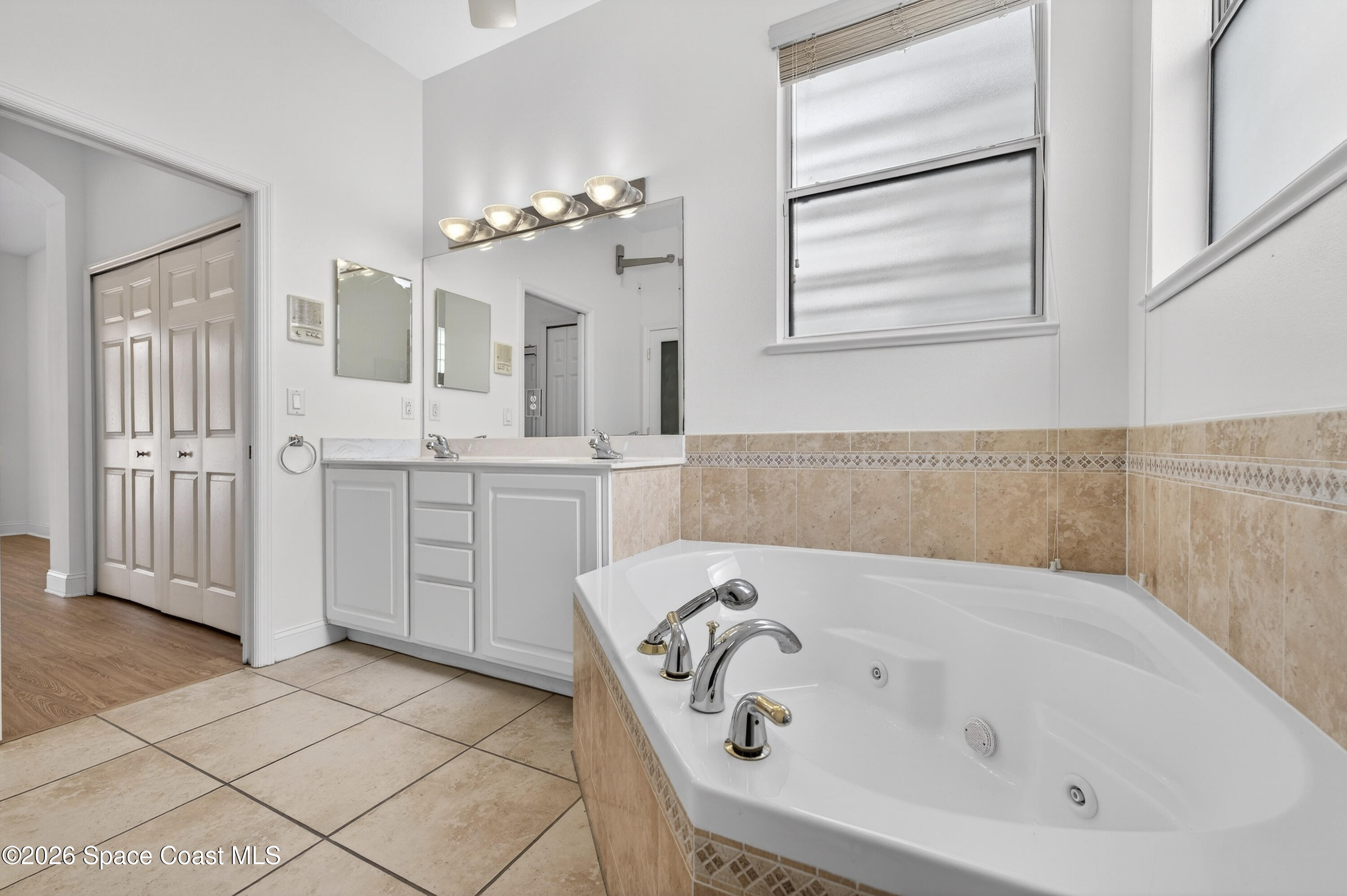 8652 Villanova Drive 1001