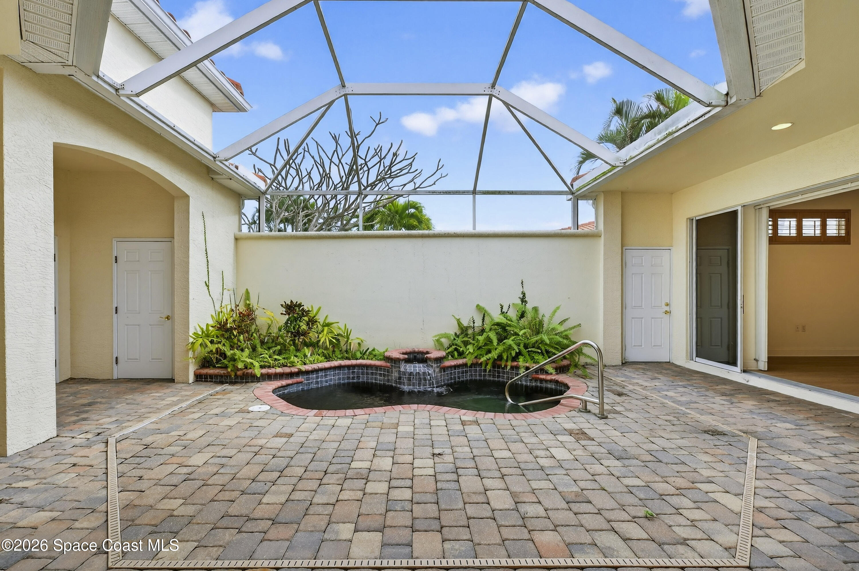 8652 Villanova Drive 1001