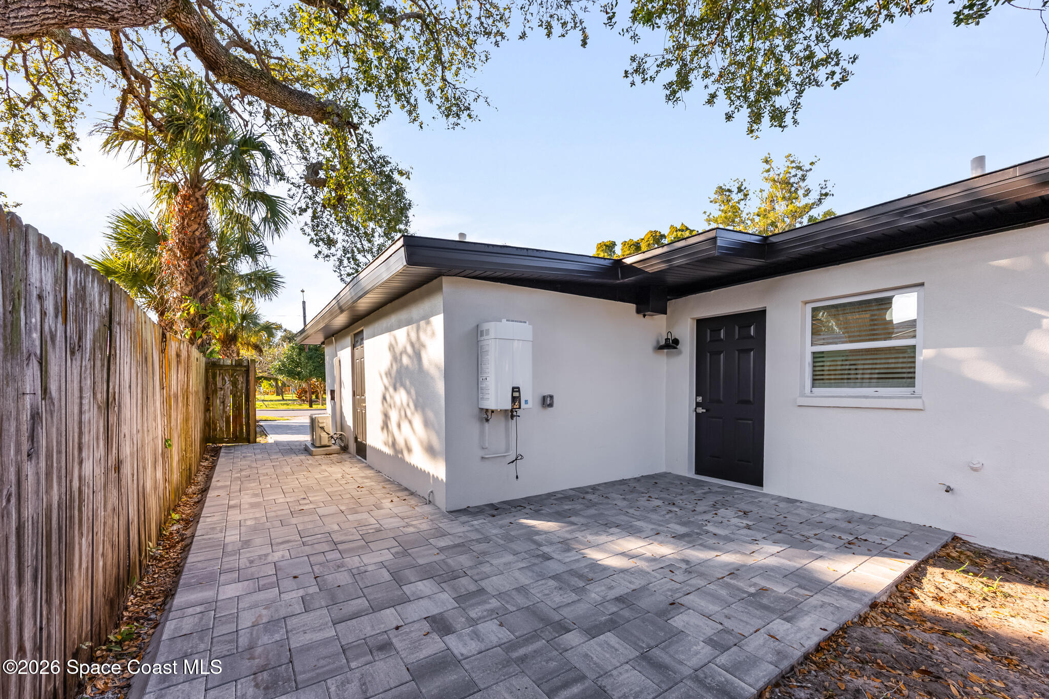 199 Oak Avenue