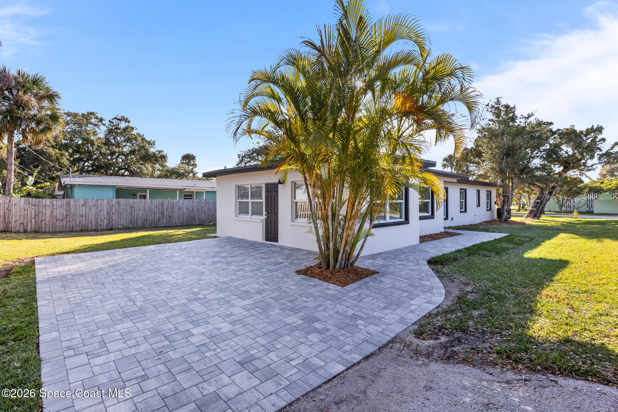 199 Oak Avenue