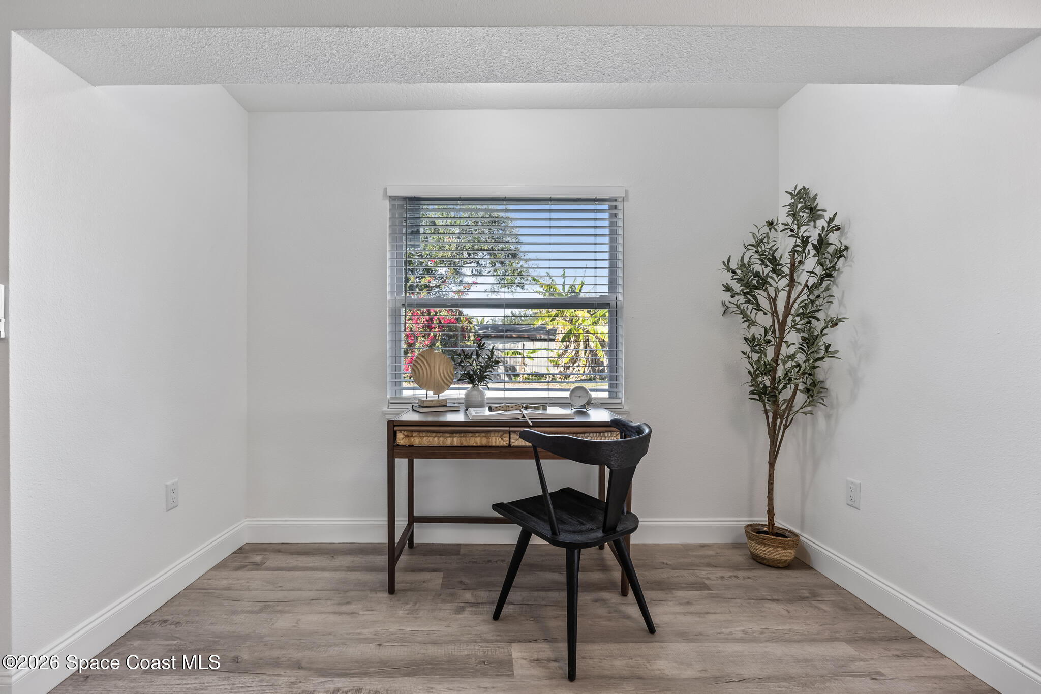 199 Oak Avenue