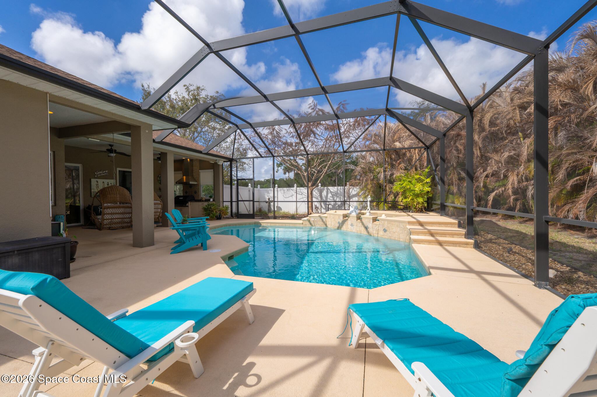 111 Via Catalano Court NE