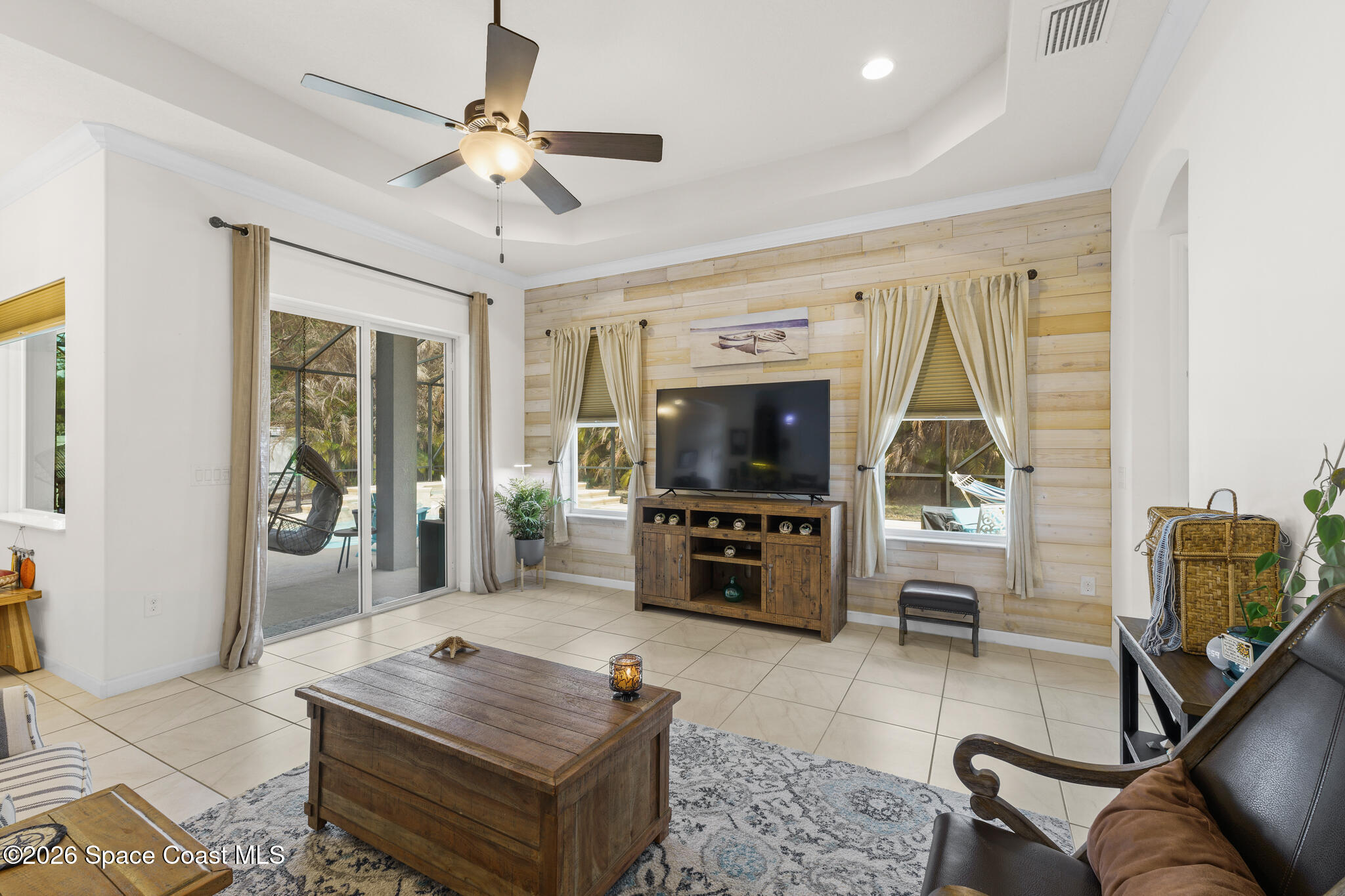 111 Via Catalano Court NE