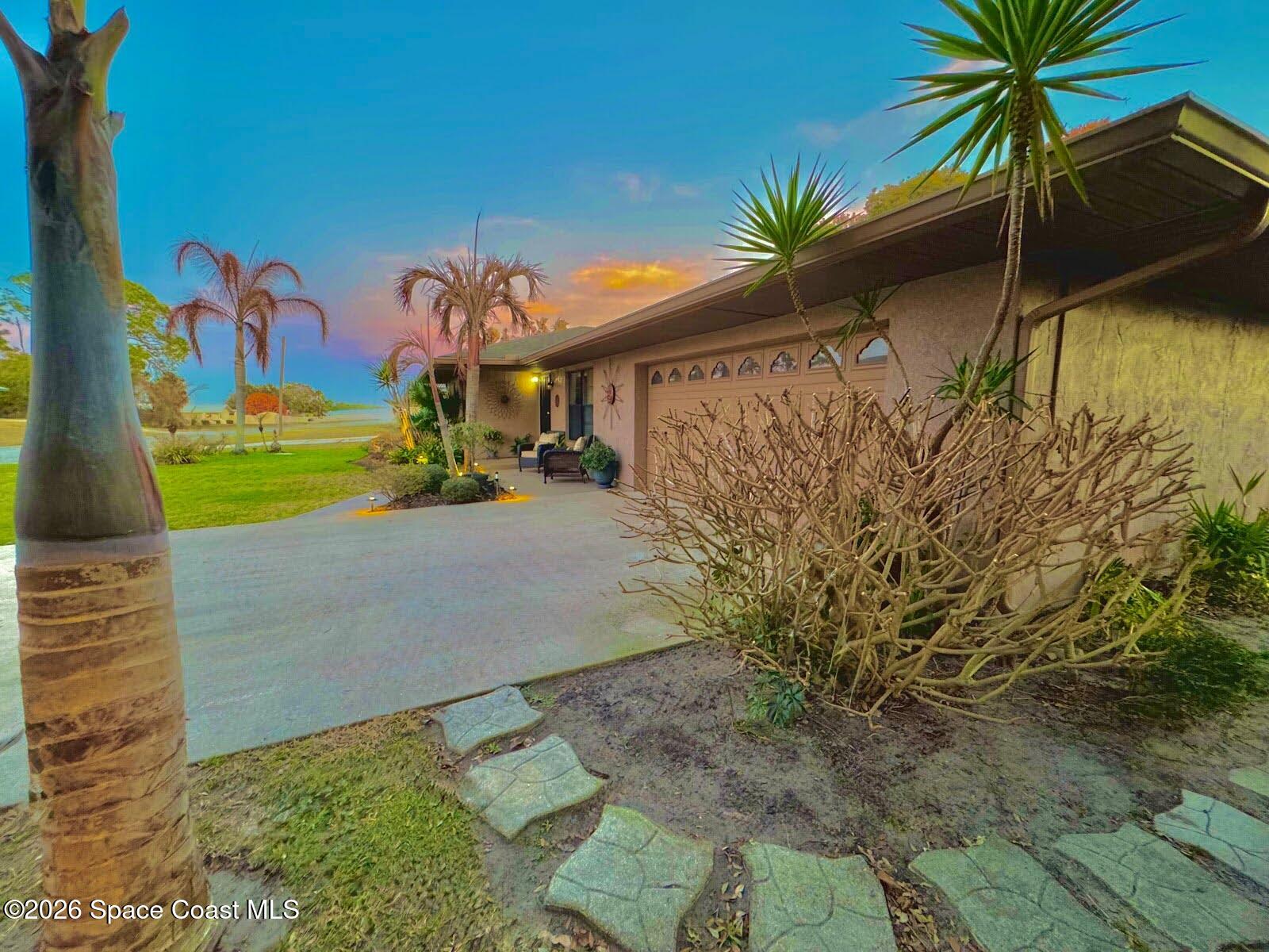 1165 Aron Street