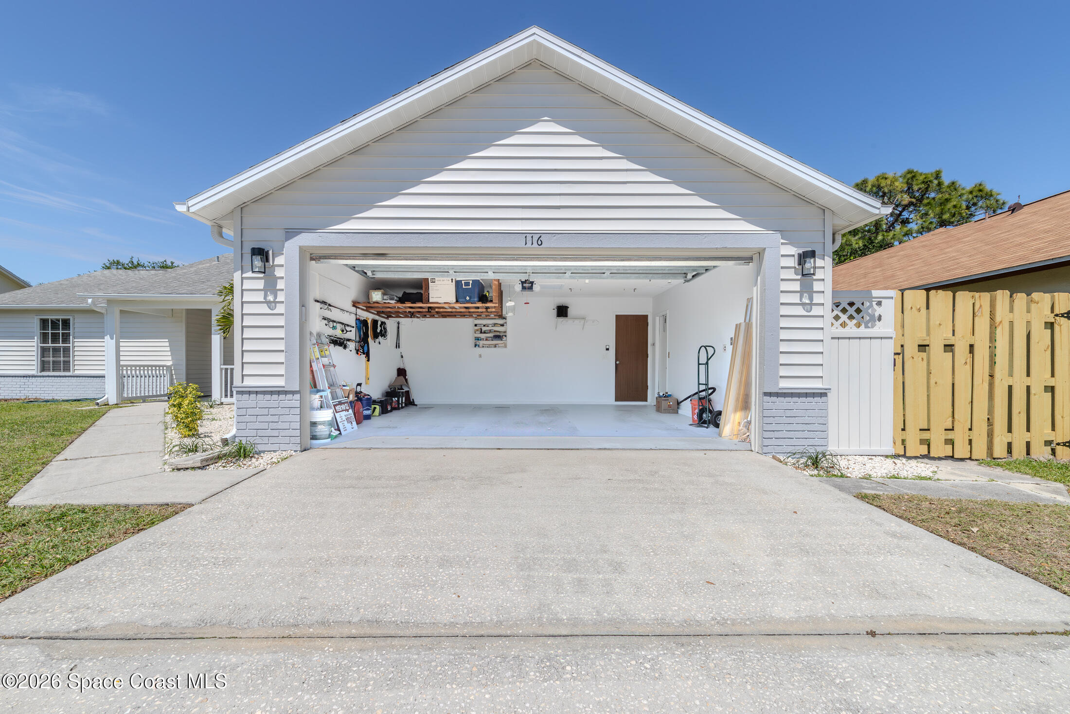 116 Oak Lake Road