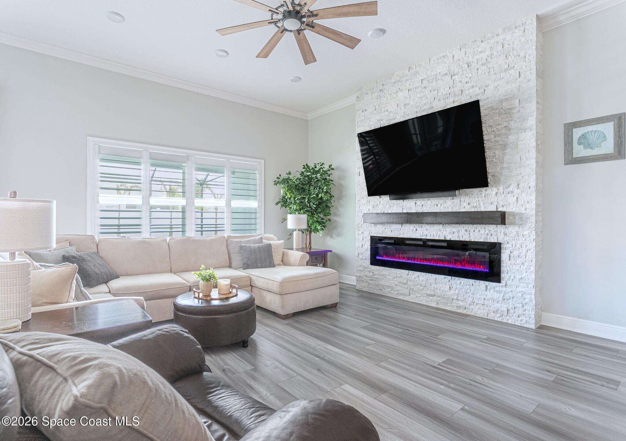 4695 Hebron Drive