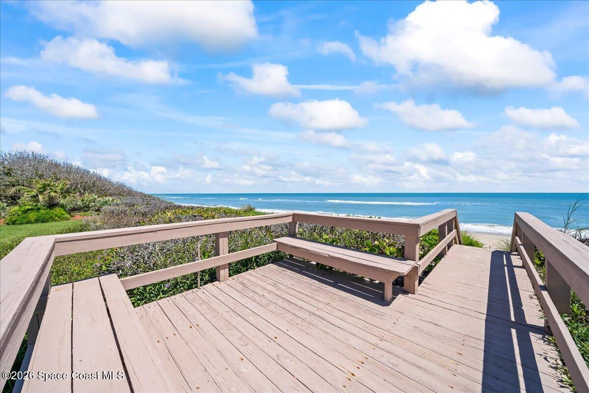 7135 S Highway A1a D