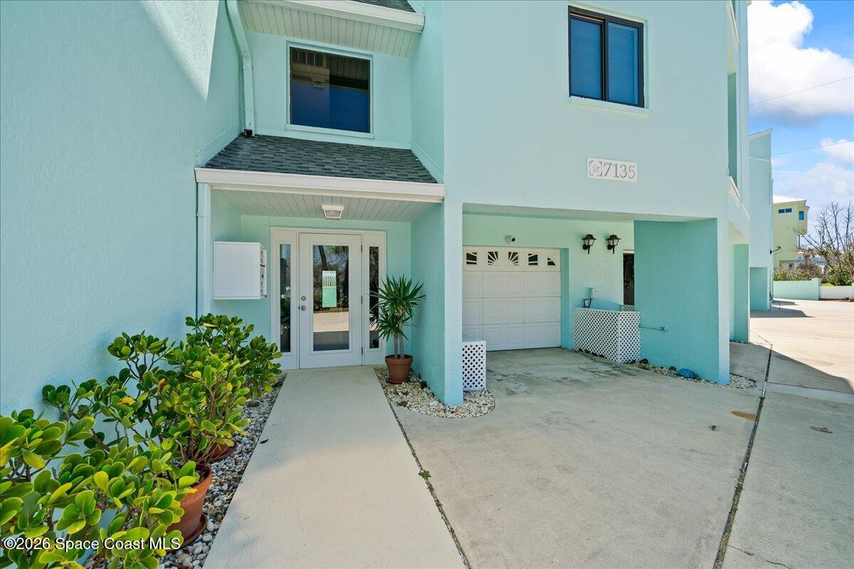 7135 S Highway A1a D