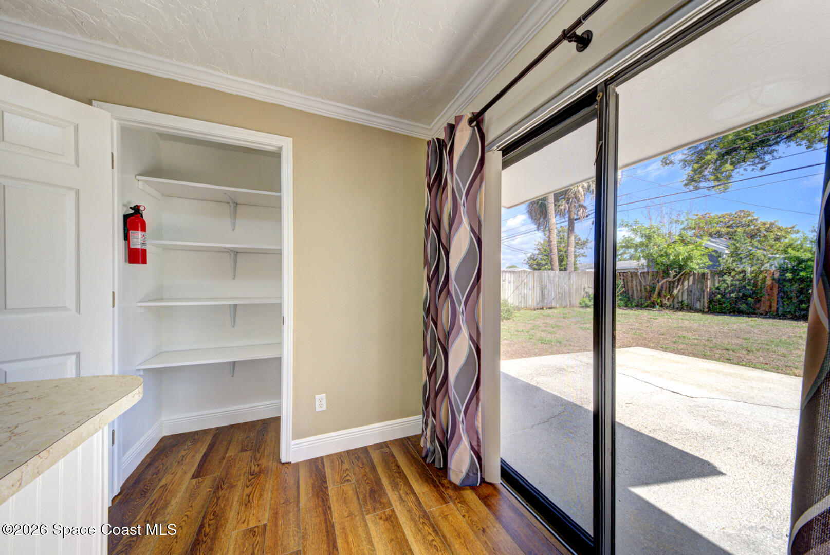 990 Hibiscus Street