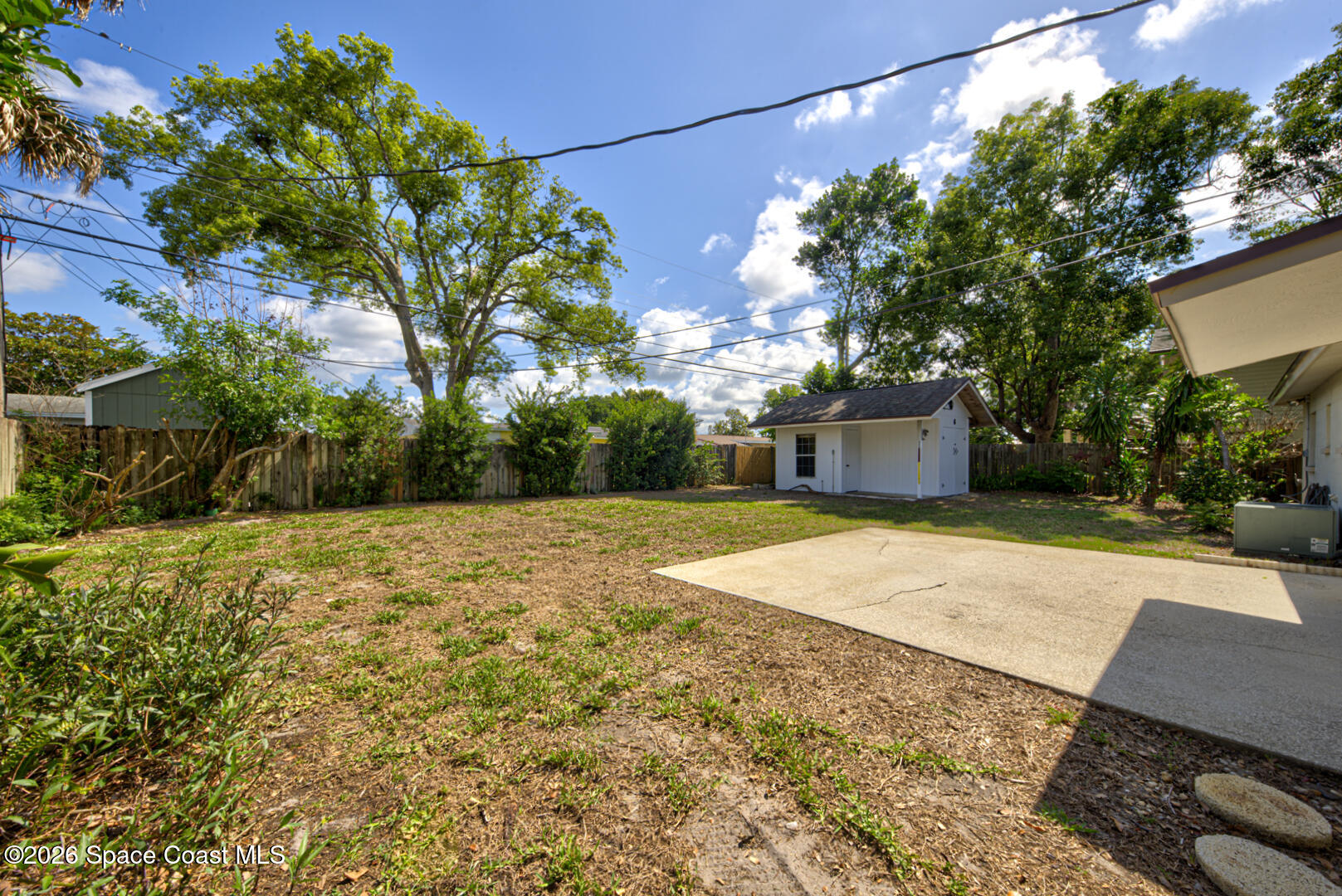 990 Hibiscus Street