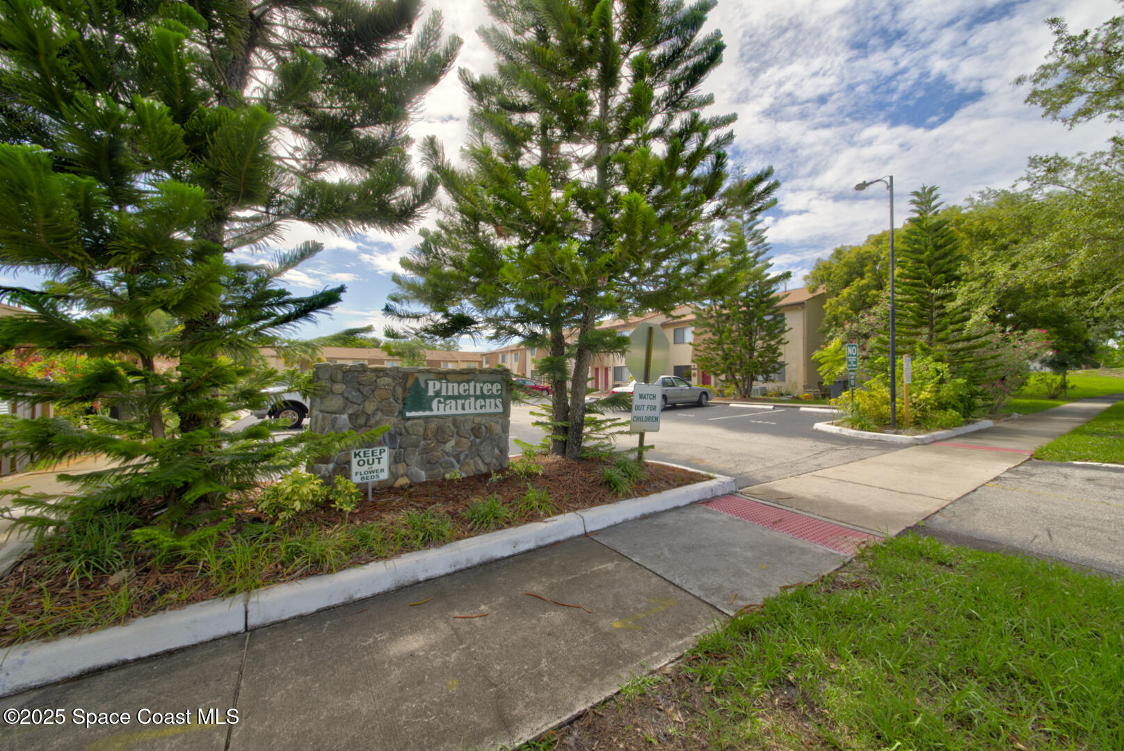 4749 Sisson Road