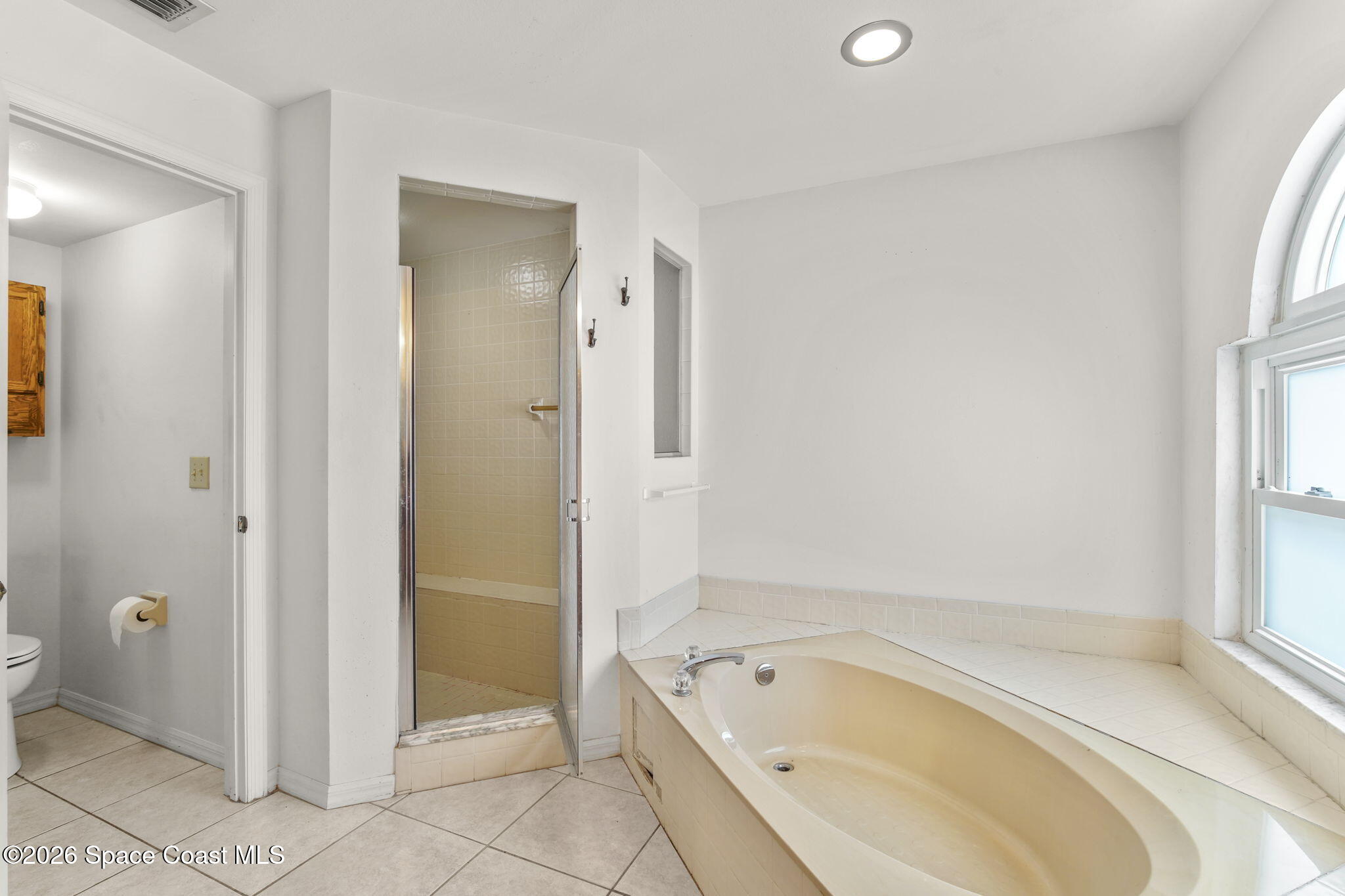 4390 Pondapple Drive
