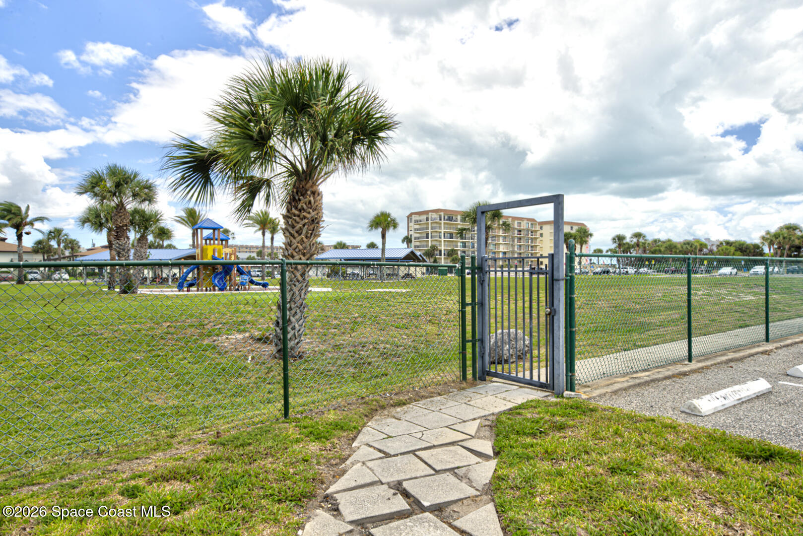 2100 N Atlantic Avenue 405