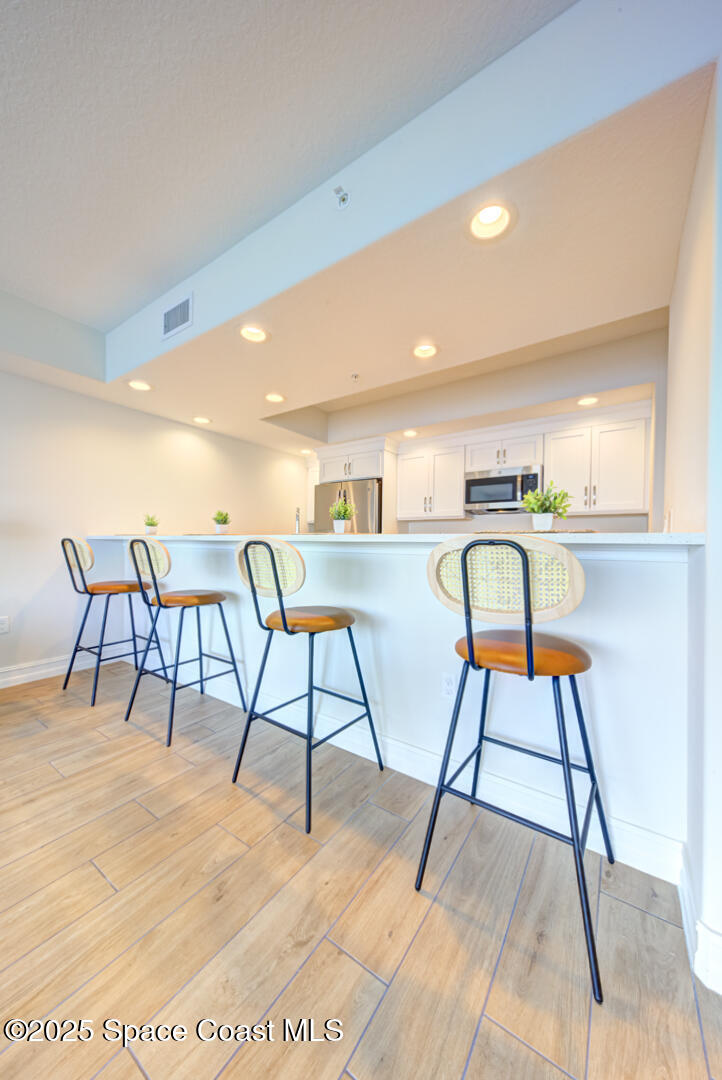 1805 Riverside Drive 504