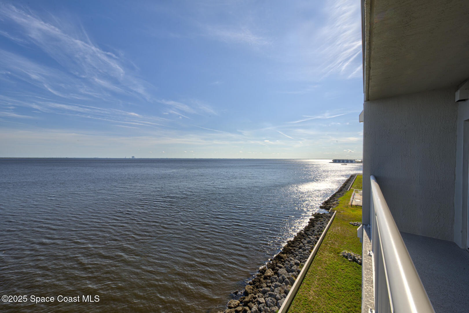 1805 Riverside Drive 504