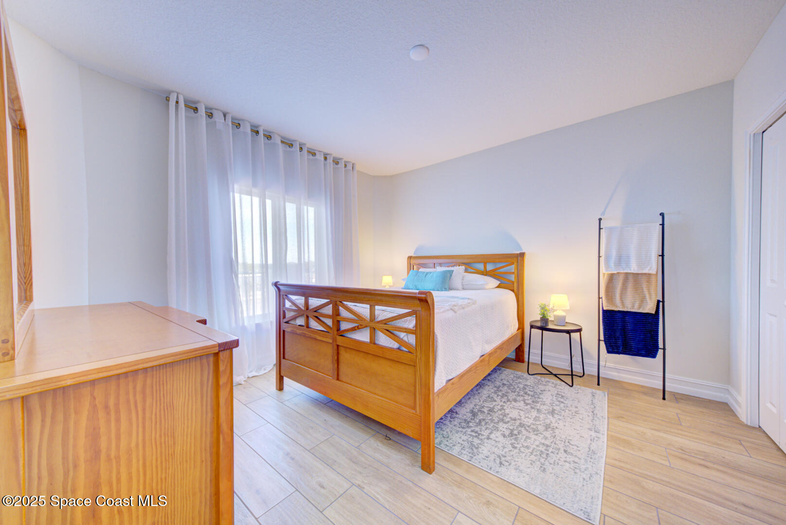 1805 Riverside Drive 504