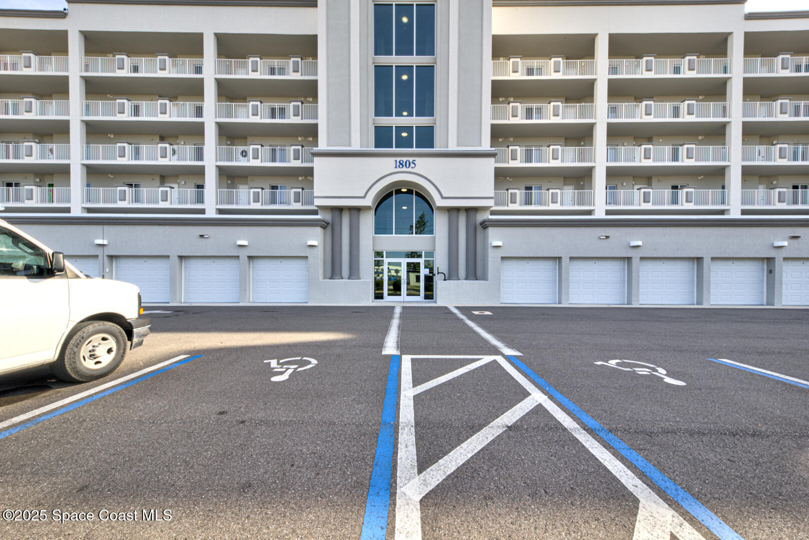 1805 Riverside Drive 504