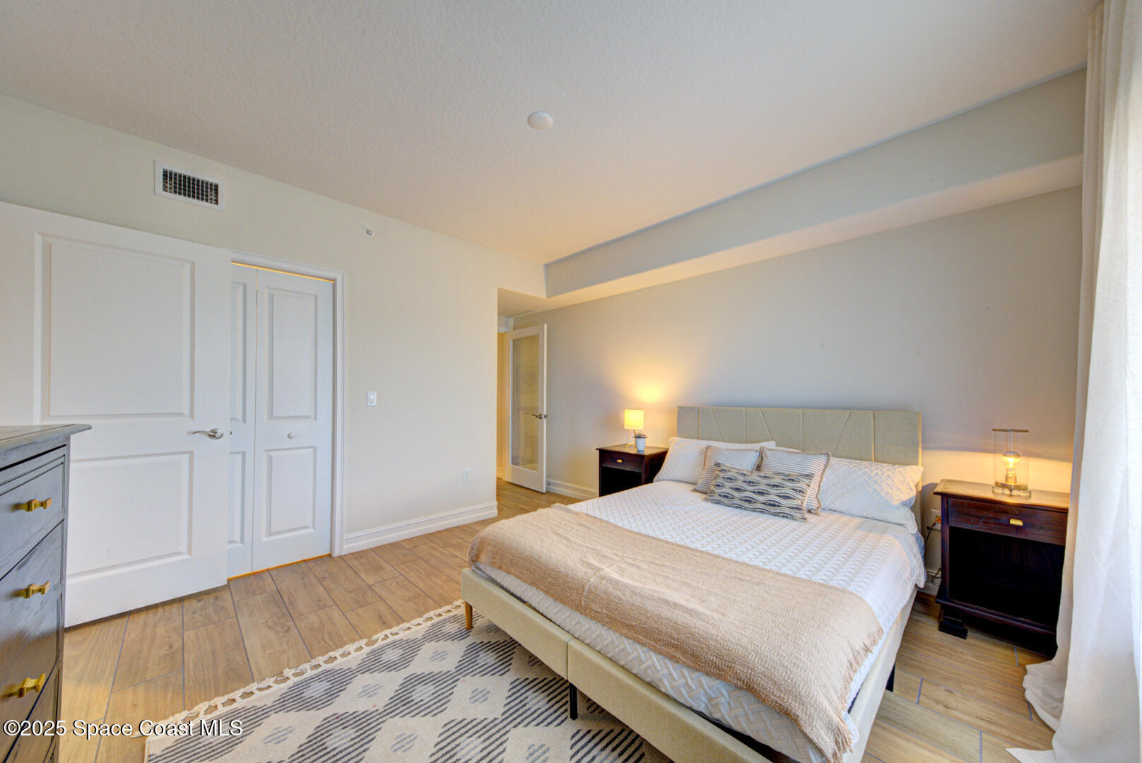 1805 Riverside Drive 504