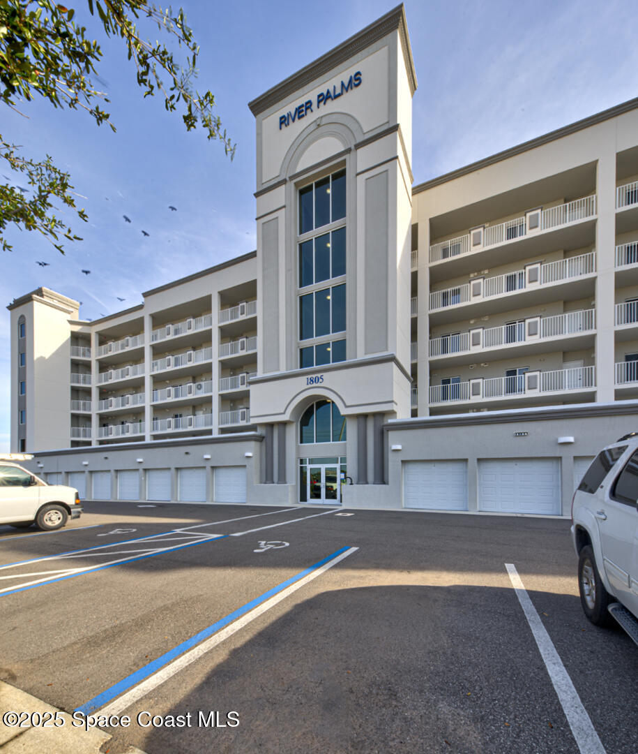 1805 Riverside Drive 504