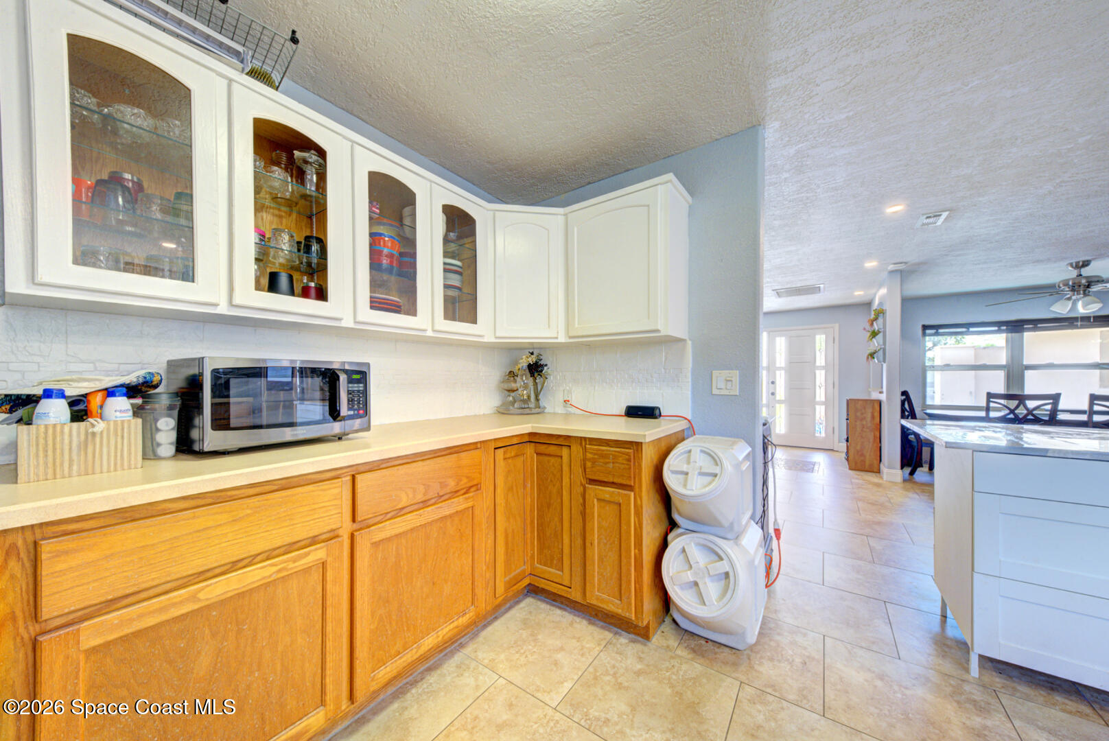 1245 La Brea Avenue