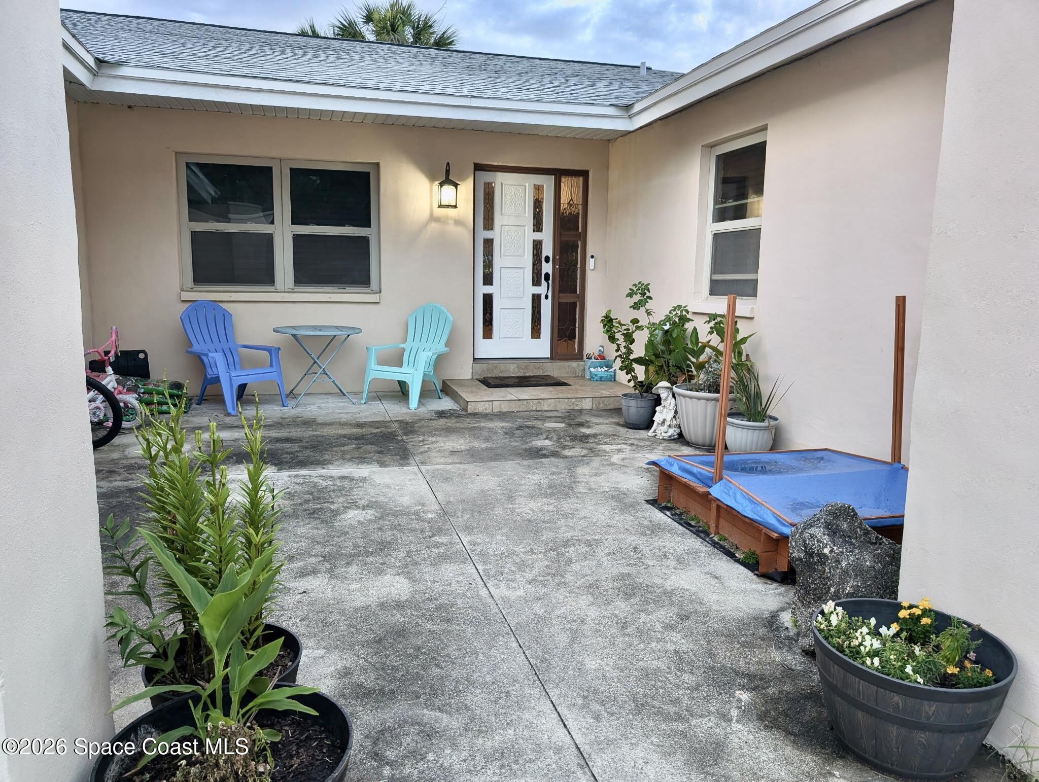 1245 La Brea Avenue