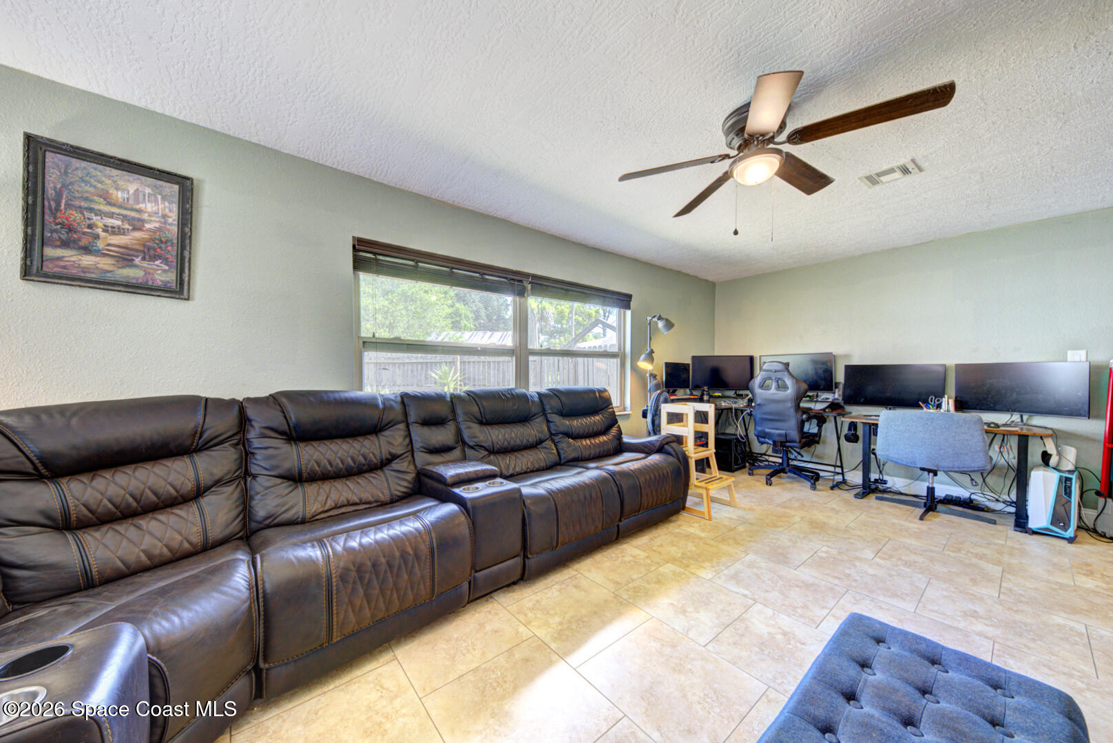 1245 La Brea Avenue