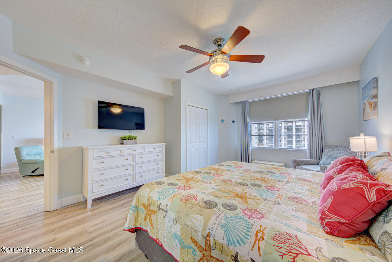 350 N Atlantic Avenue 2328