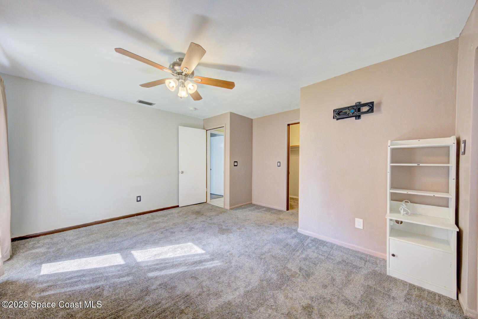 2795 Las Palmas Drive