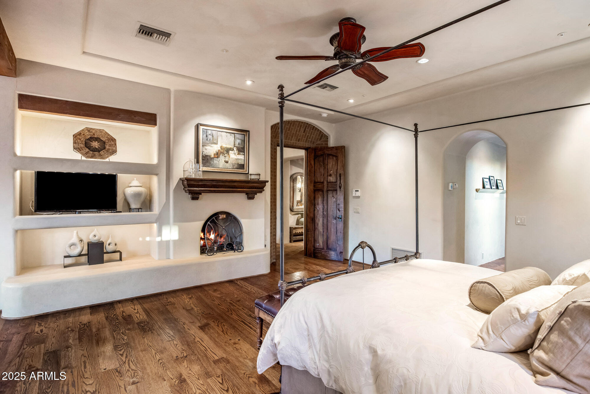 8300 E DIXILETA Drive 211